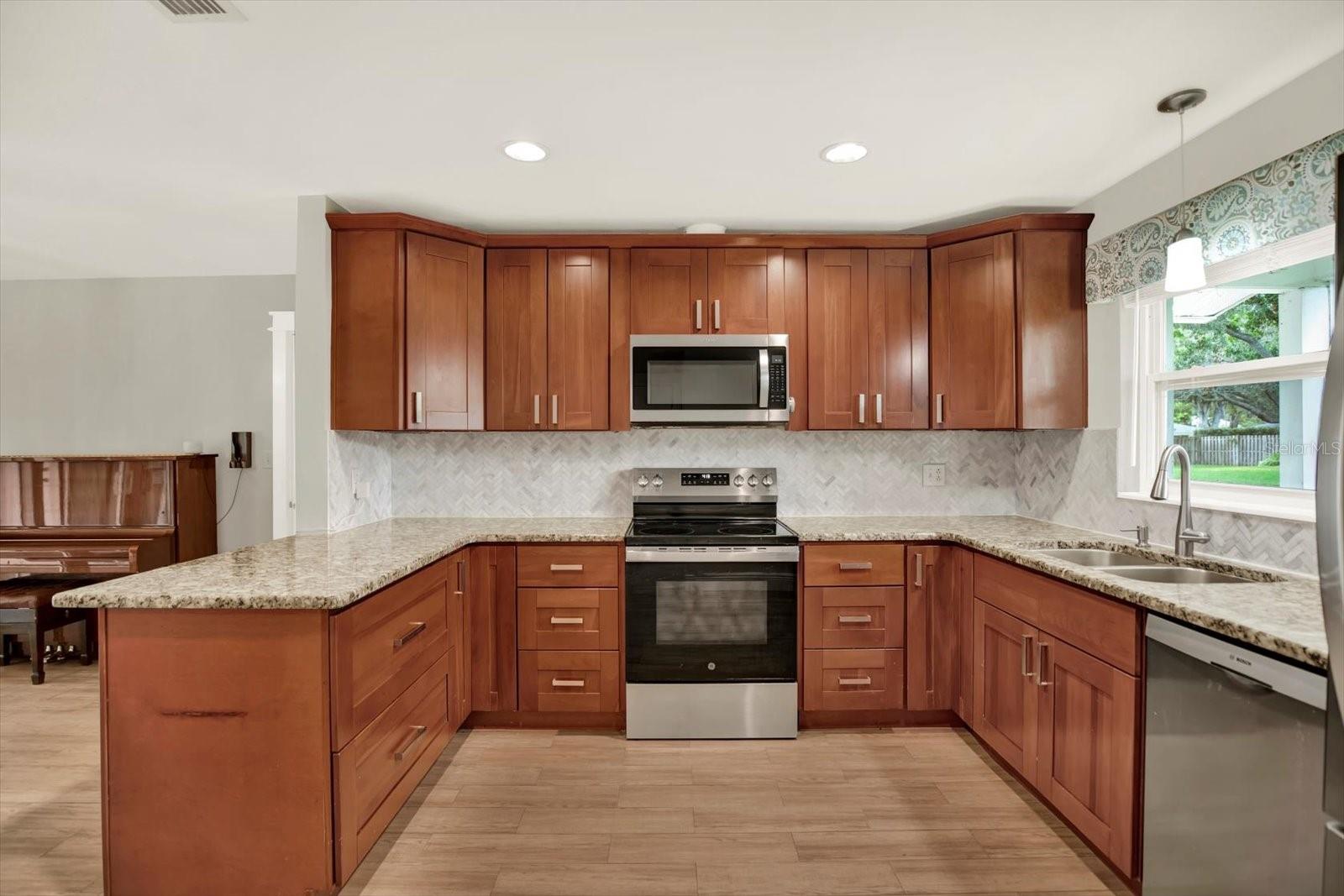 BARCLEY ESTATES 3RD ADD - Residential