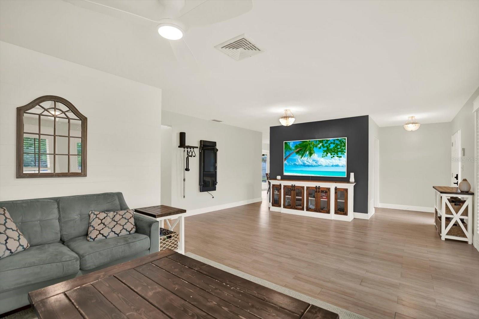 BARCLEY ESTATES 3RD ADD - Residential