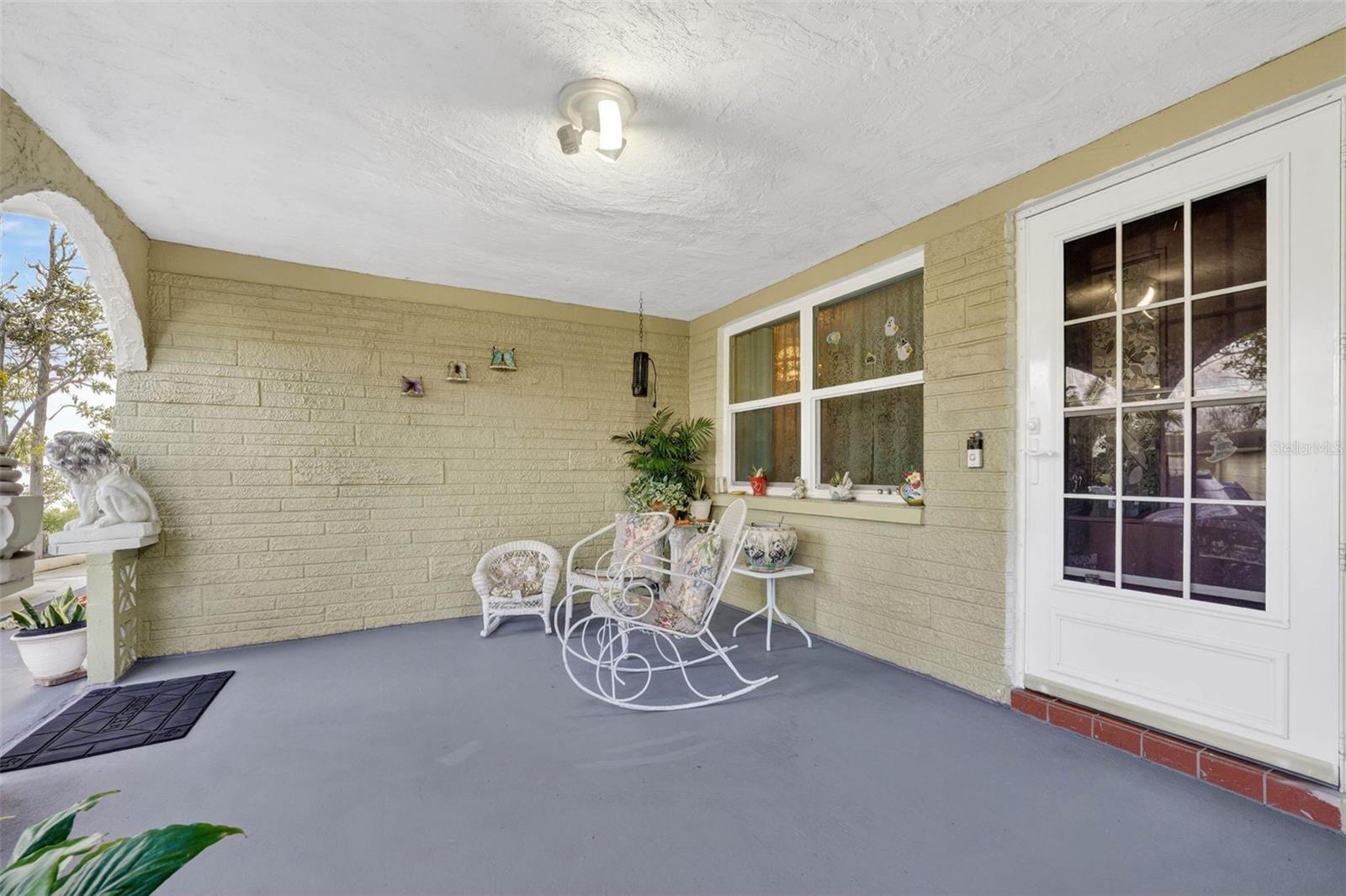 ALOHA GARDENS - Residential