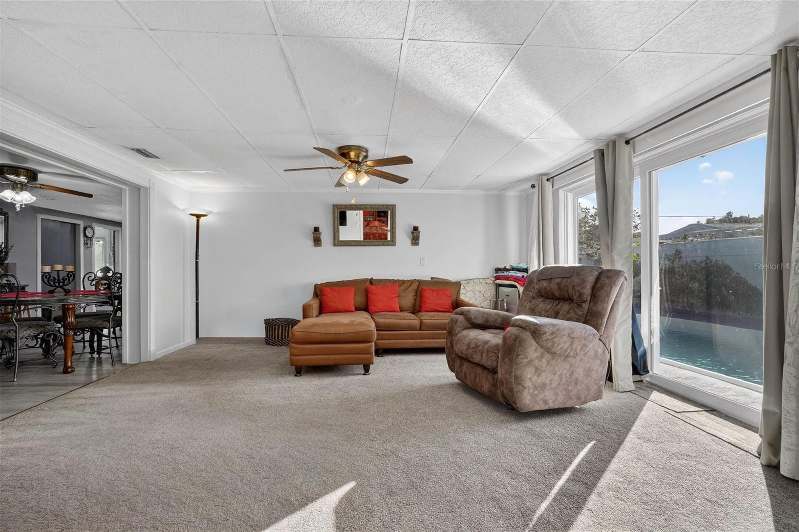 ALOHA GARDENS - Residential