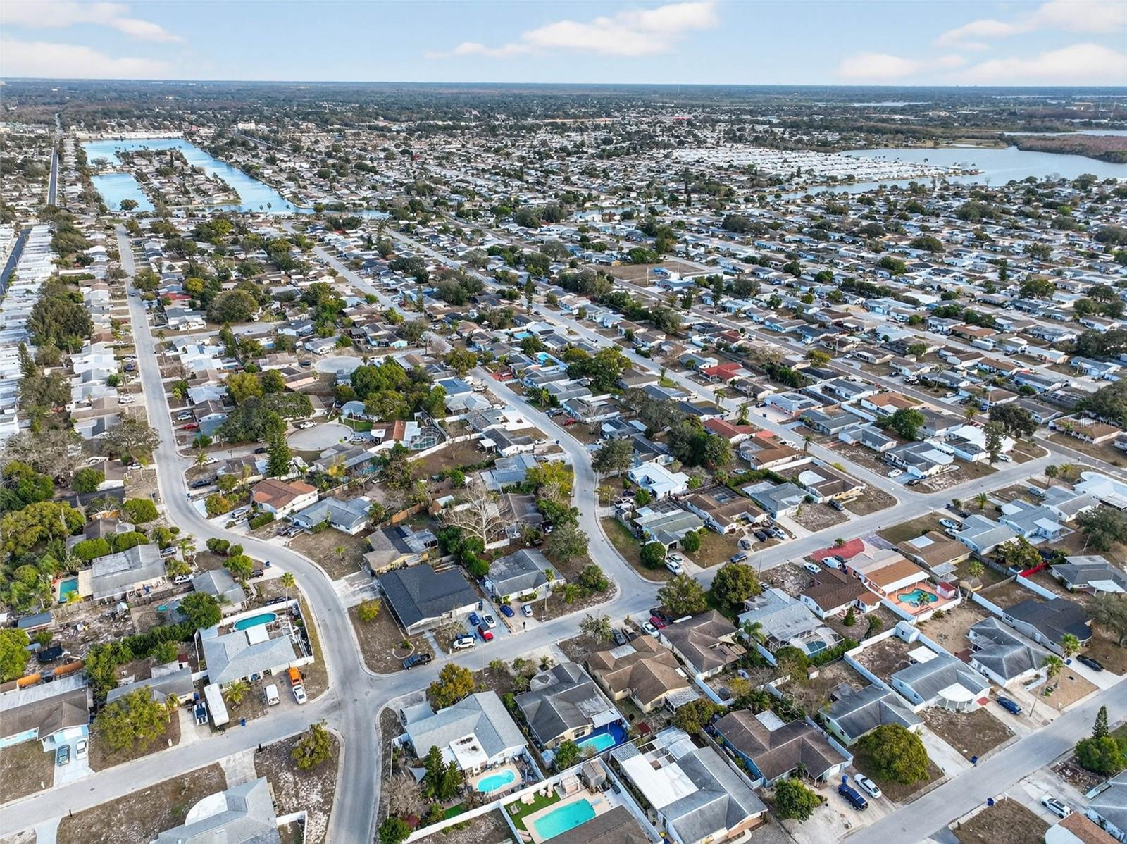 ALOHA GARDENS - Residential