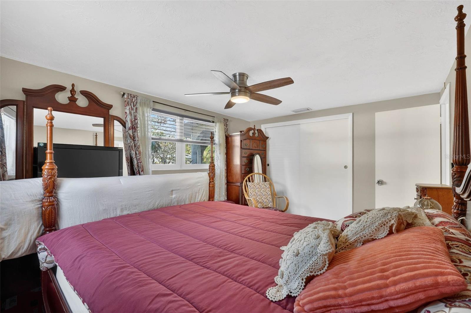 ALOHA GARDENS - Residential