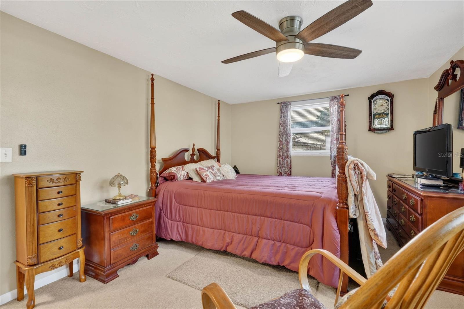 ALOHA GARDENS - Residential