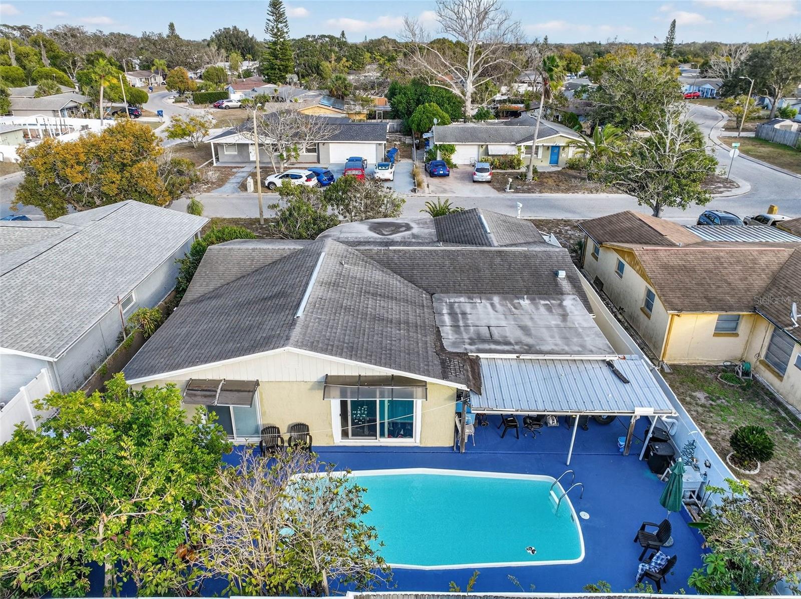 ALOHA GARDENS - Residential