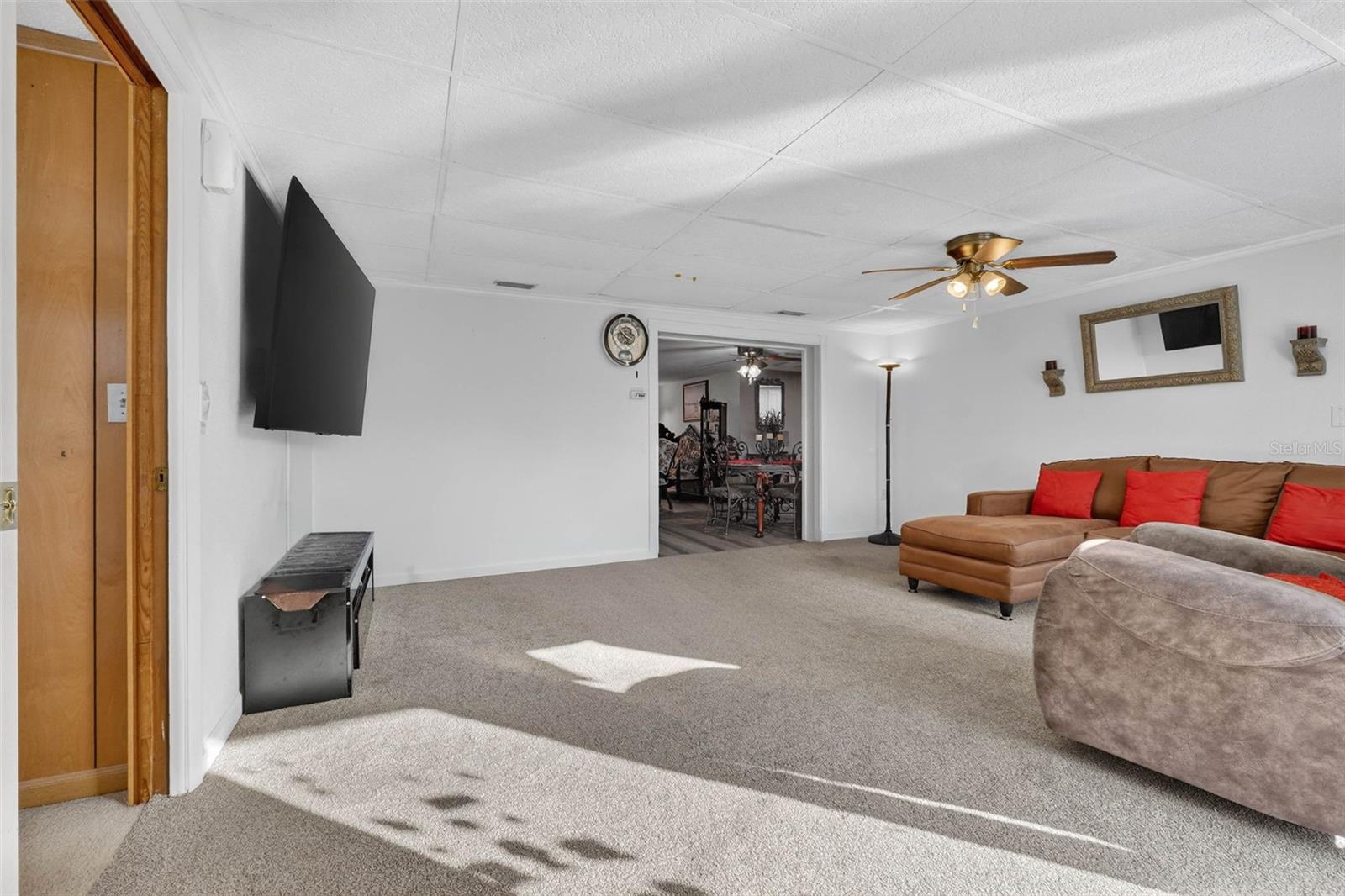 ALOHA GARDENS - Residential