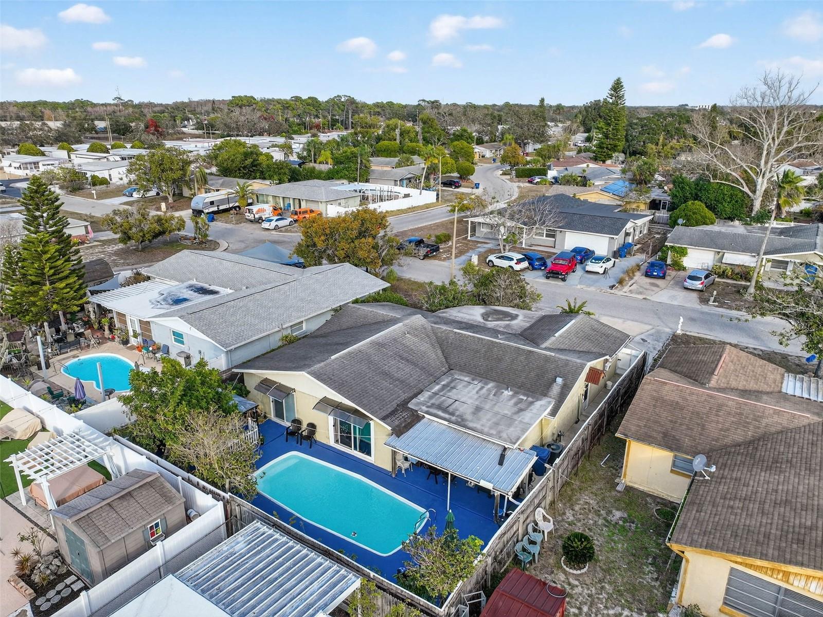 ALOHA GARDENS - Residential