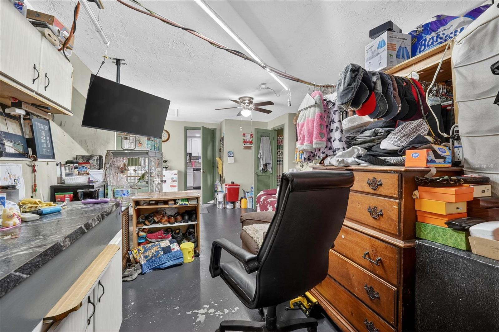 ALOHA GARDENS - Residential