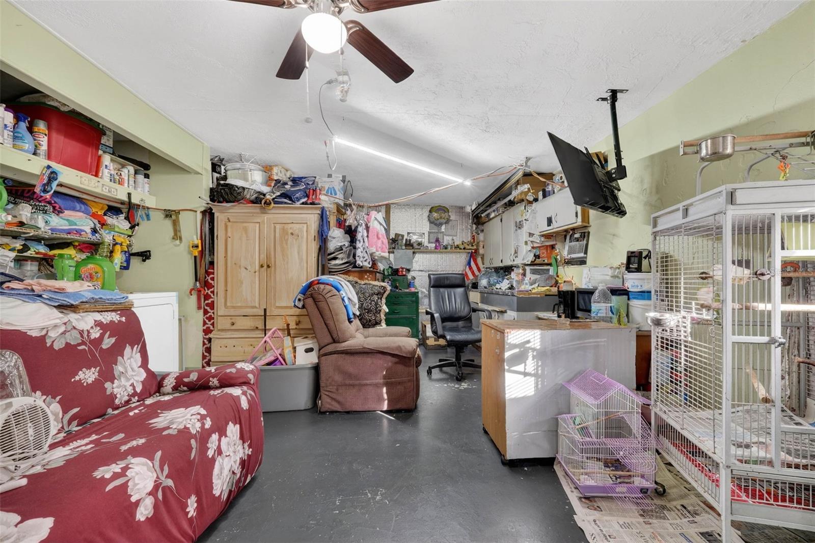 ALOHA GARDENS - Residential