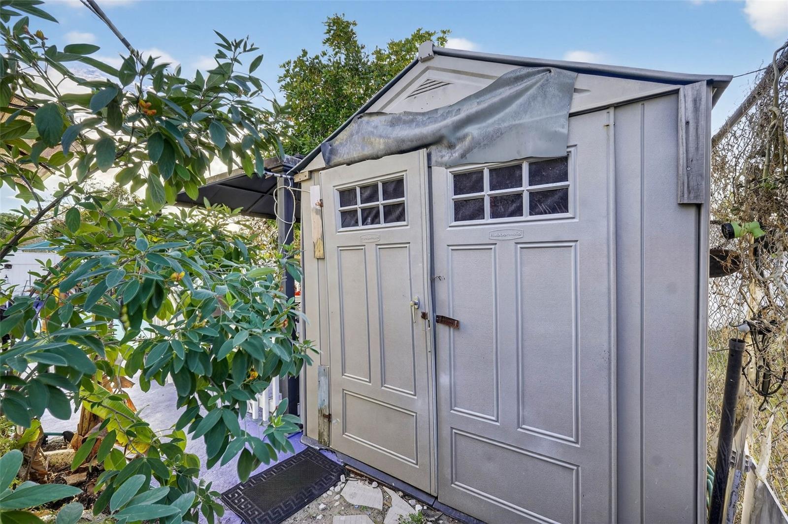 ALOHA GARDENS - Residential