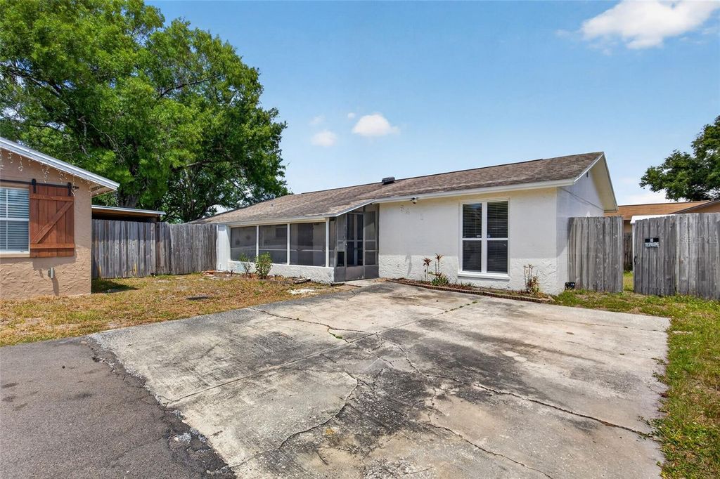 Photo of 6401 Regatta Court, Tampa, FL 33634 (MLS # TB8500876)