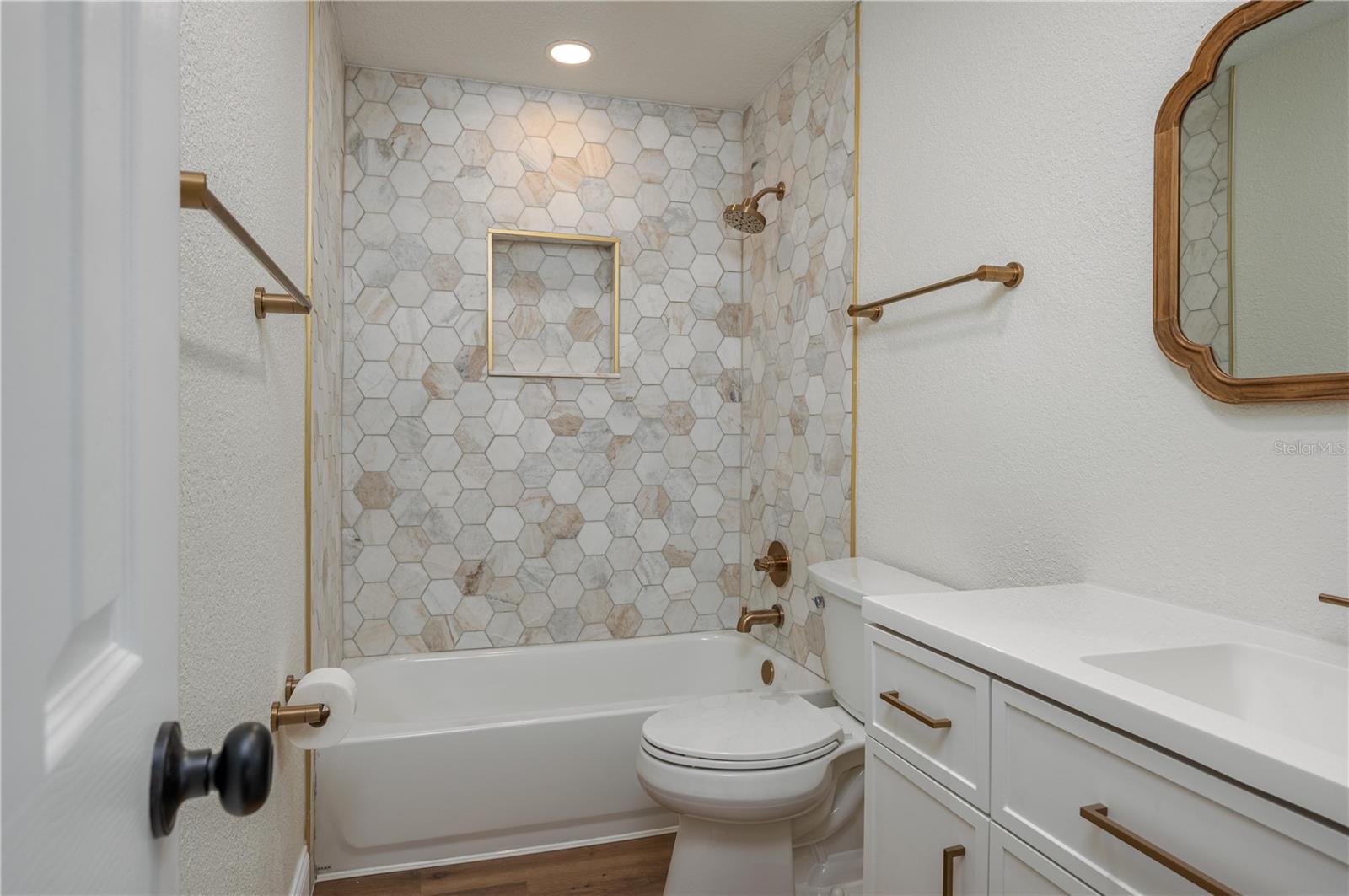 GROVE PARK - Residential