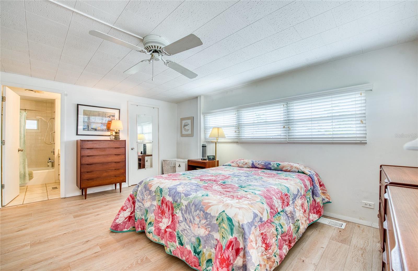 BAY ARISTOCRAT VILLAGE MOBILE HOME PARK UNREC - Residential