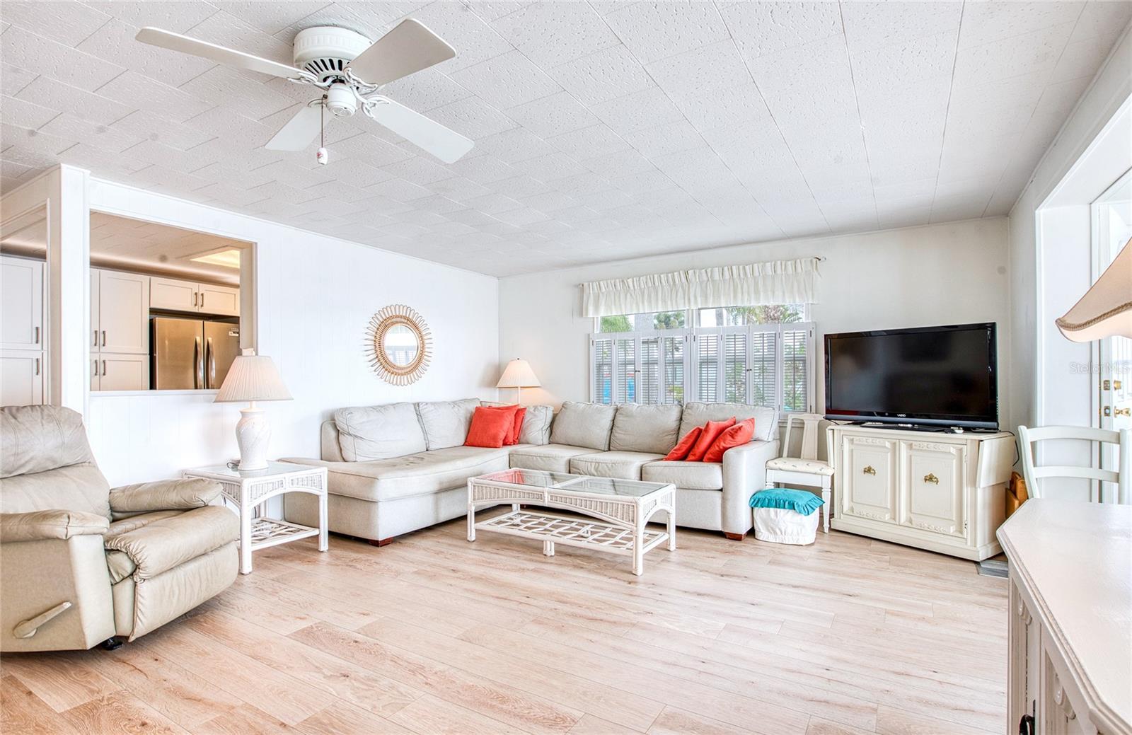 BAY ARISTOCRAT VILLAGE MOBILE HOME PARK UNREC - Residential