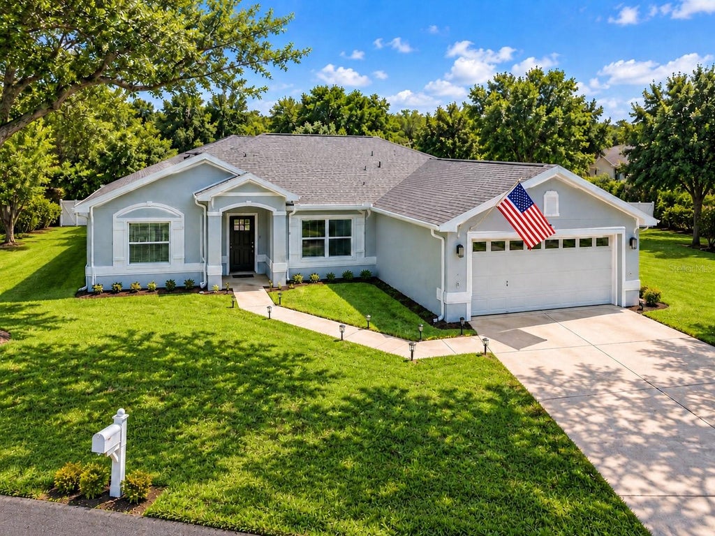 Photo of 14 Lamoyne Lane, Palm Coast, FL 32137 (MLS # FC322467)