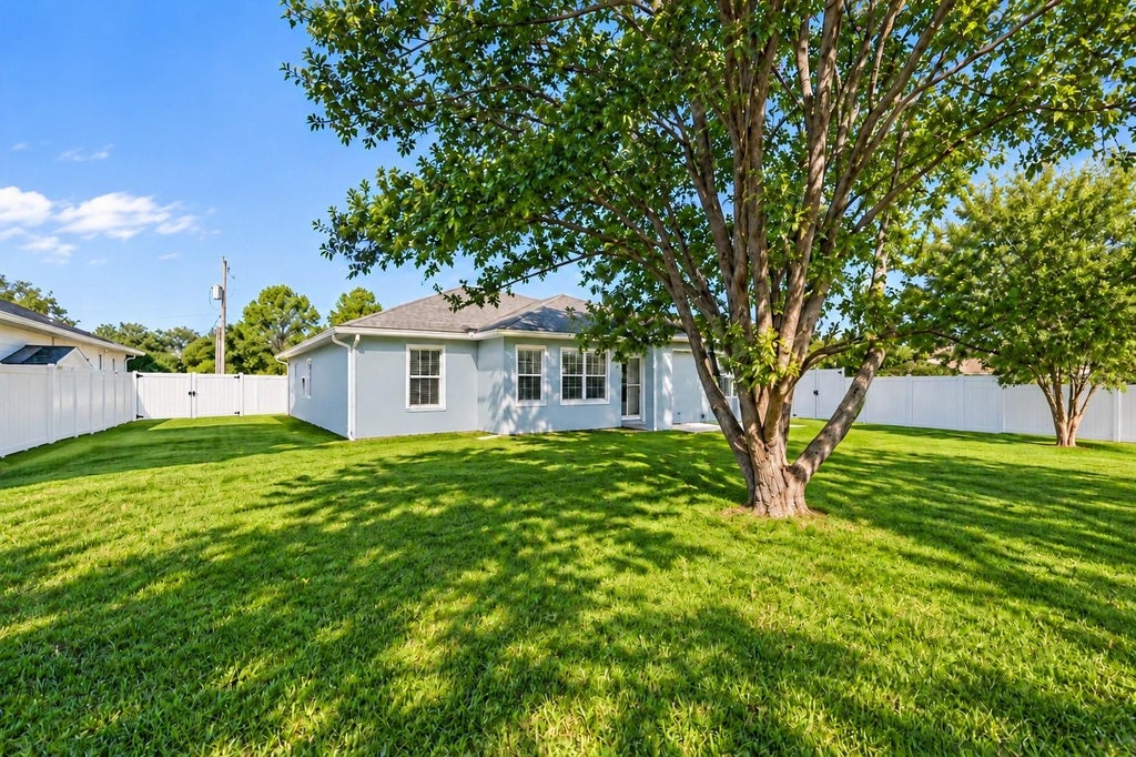 Photo of 14 Lamoyne Lane, Palm Coast, FL 32137 (MLS # FC322467)