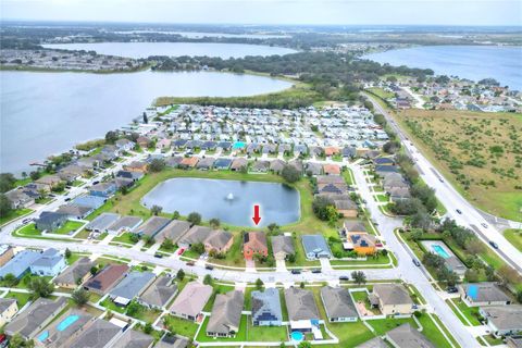 A home in WINTER HAVEN