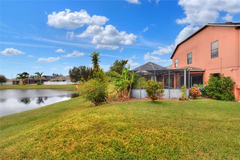 A home in WINTER HAVEN