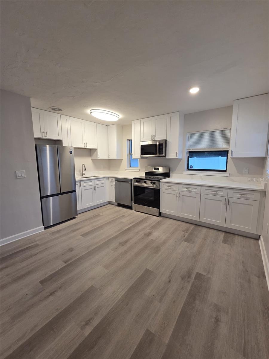 Photo of 327 Barbara Circle, Belleair, FL 33756 (MLS # S5156453)