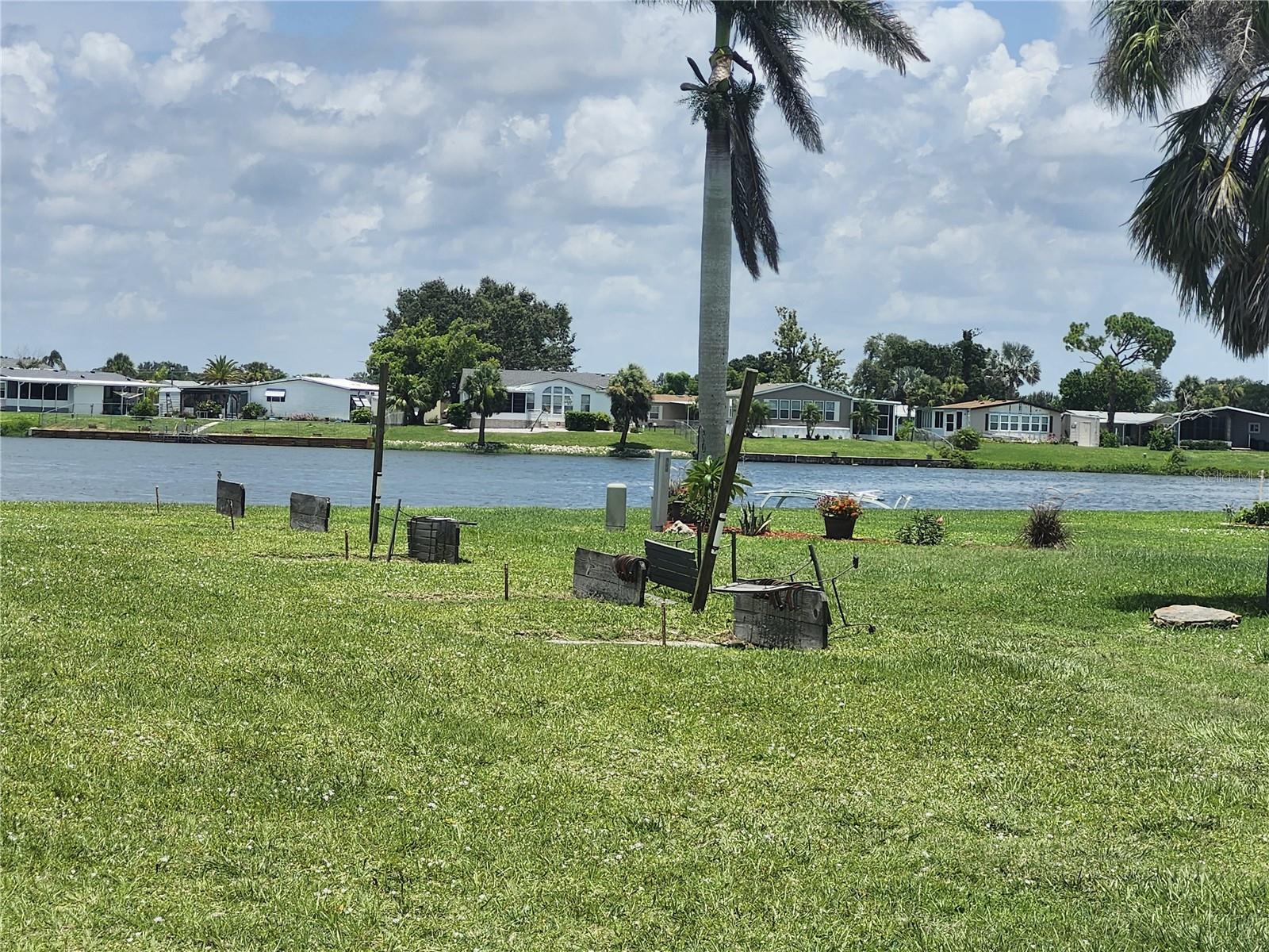 LEMON BAY ISLES PH 01 - Land