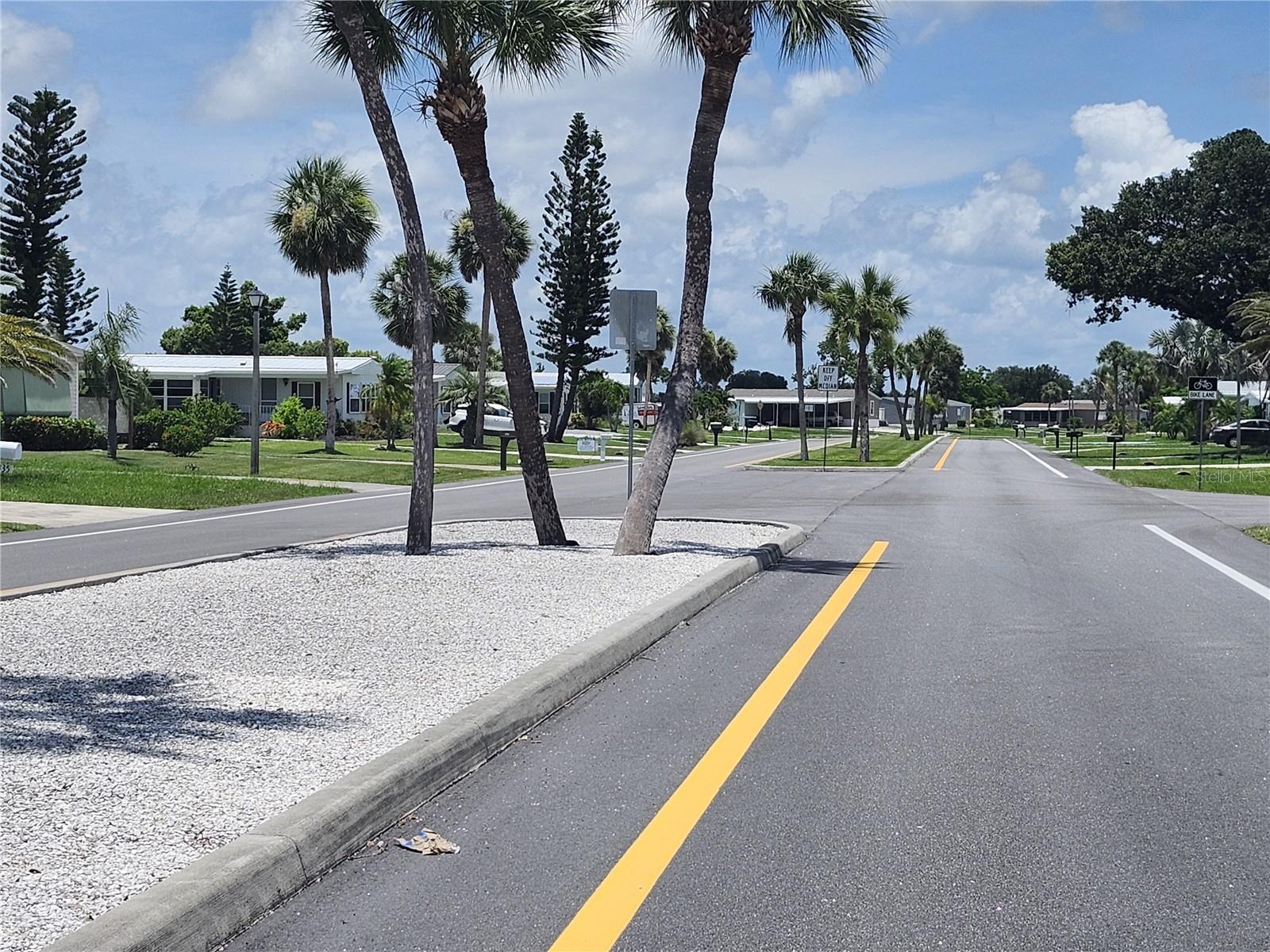 LEMON BAY ISLES PH 01 - Land