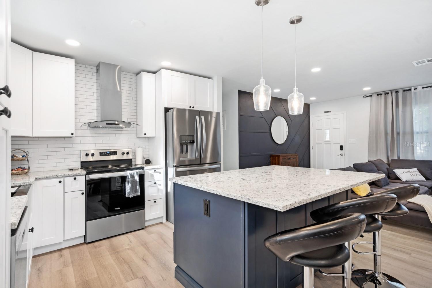 CLEAR VIEW MANOR - Residential