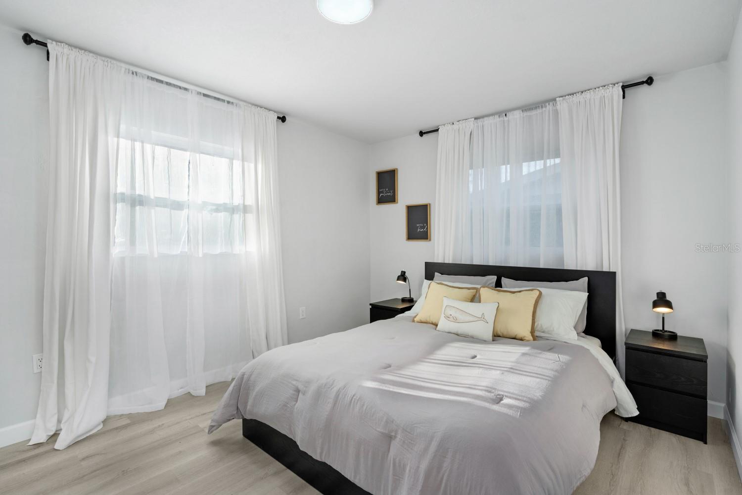 CLEAR VIEW MANOR - Residential