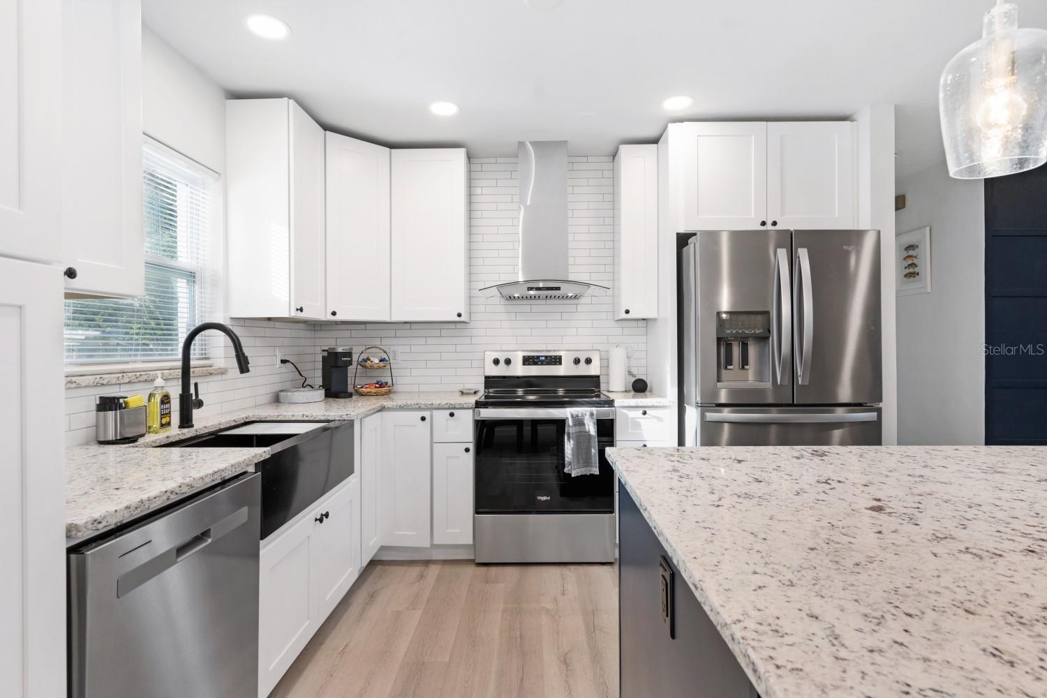 CLEAR VIEW MANOR - Residential