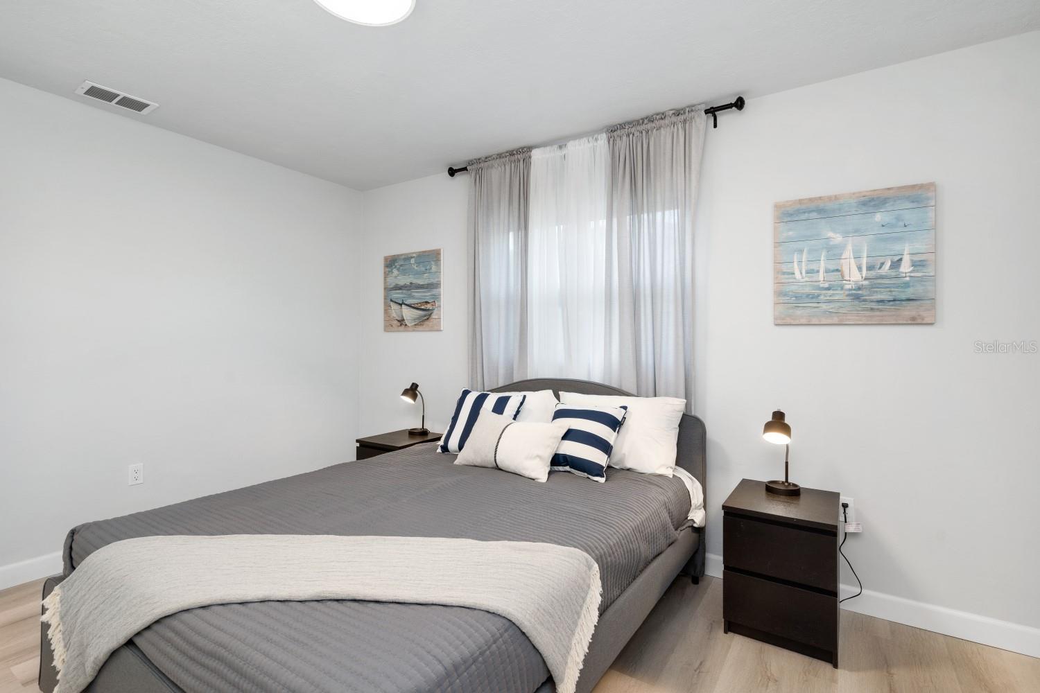 CLEAR VIEW MANOR - Residential