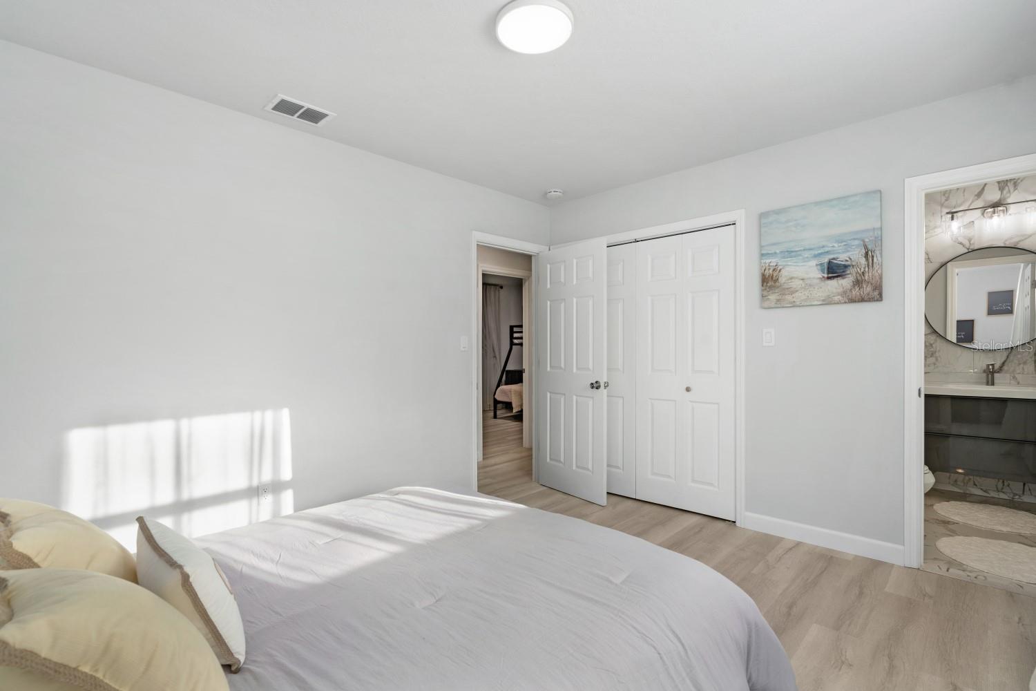 CLEAR VIEW MANOR - Residential