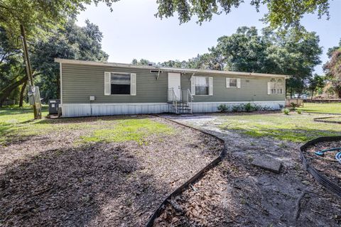 A home in BUSHNELL