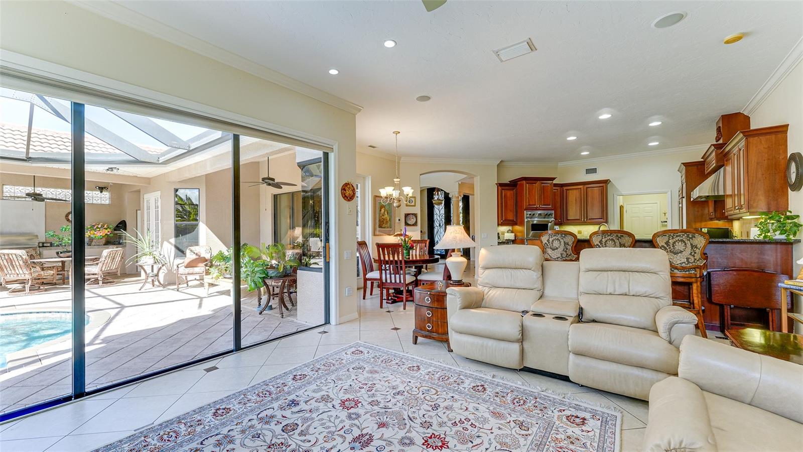 SILVER OAK - Residential