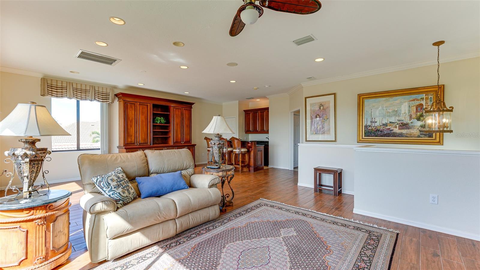 SILVER OAK - Residential