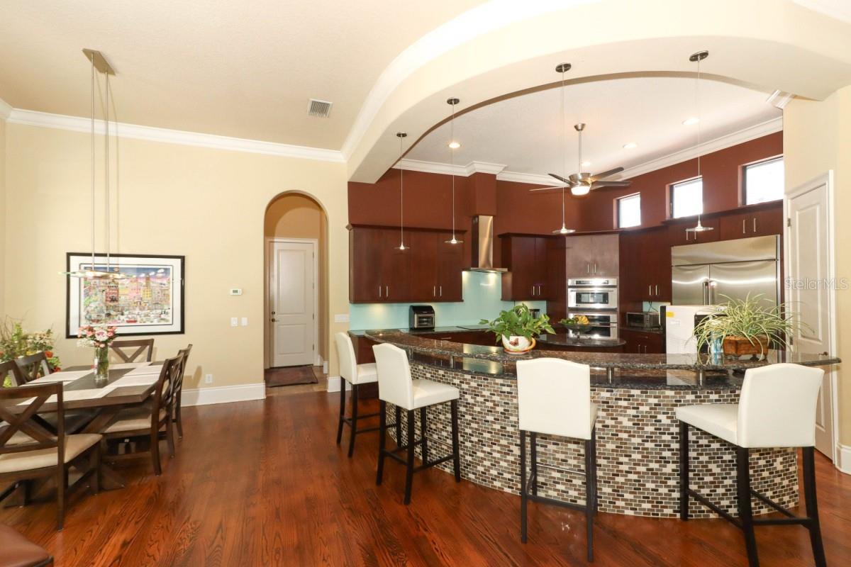 3323 SUNSET VIEW COURT