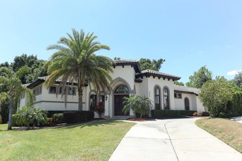 A home in LONGWOOD