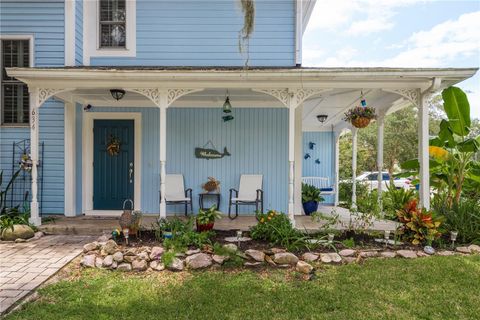 A home in PALM HARBOR