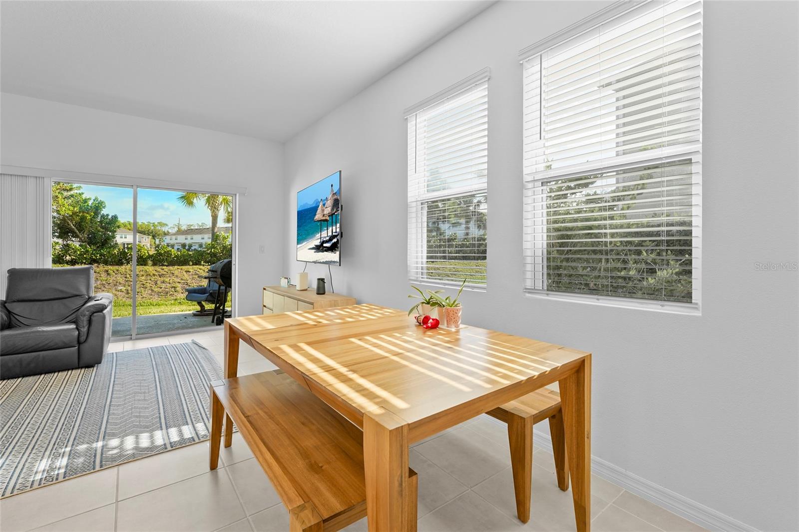 SKYE RANCH NBRHD TWO TWNHMS - Residential