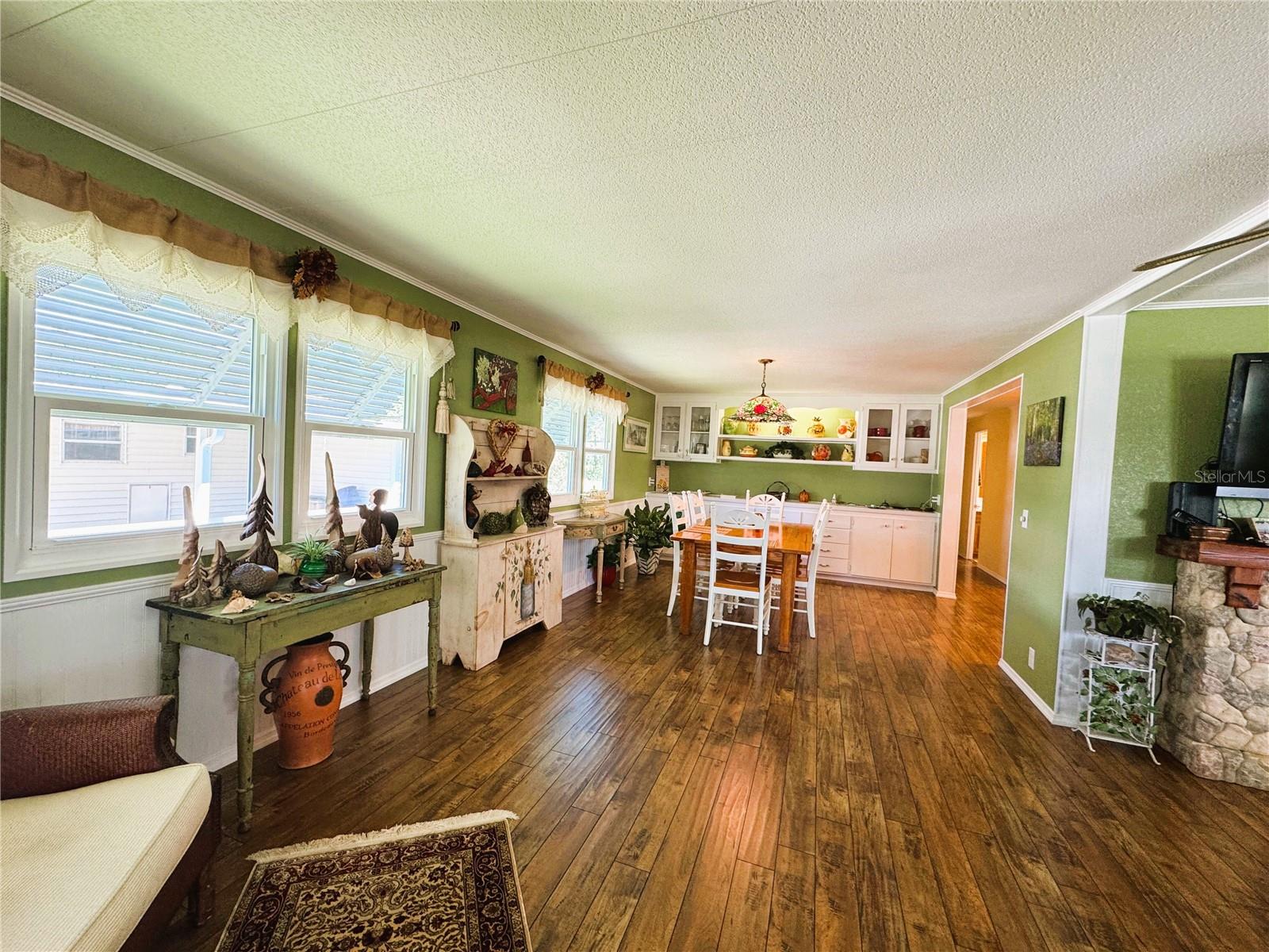 HAWTHORNE AT LEESBURG A COOP - Residential