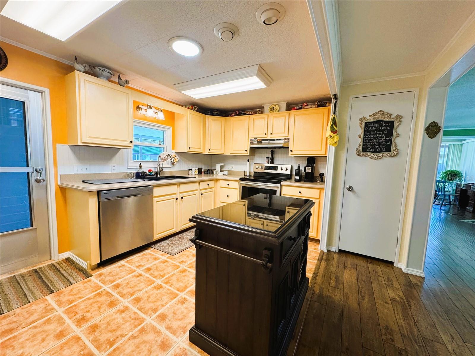 HAWTHORNE AT LEESBURG A COOP - Residential