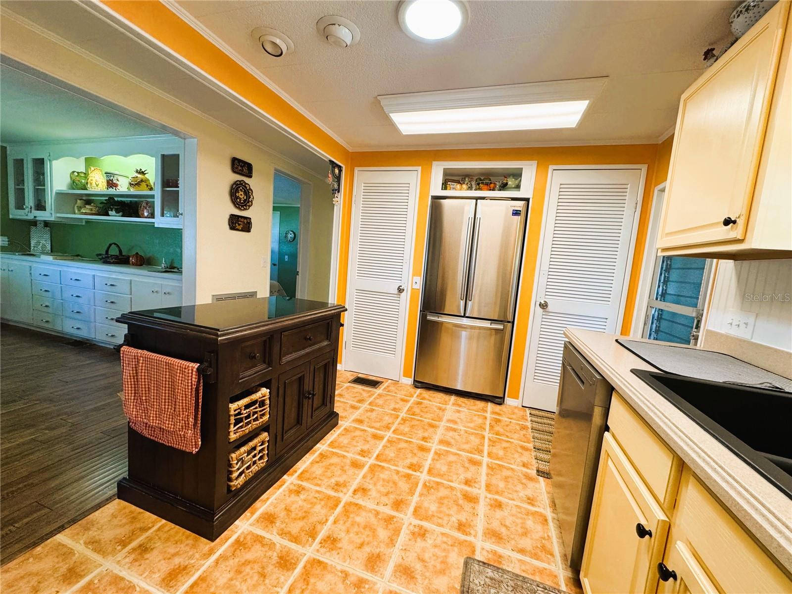 HAWTHORNE AT LEESBURG A COOP - Residential