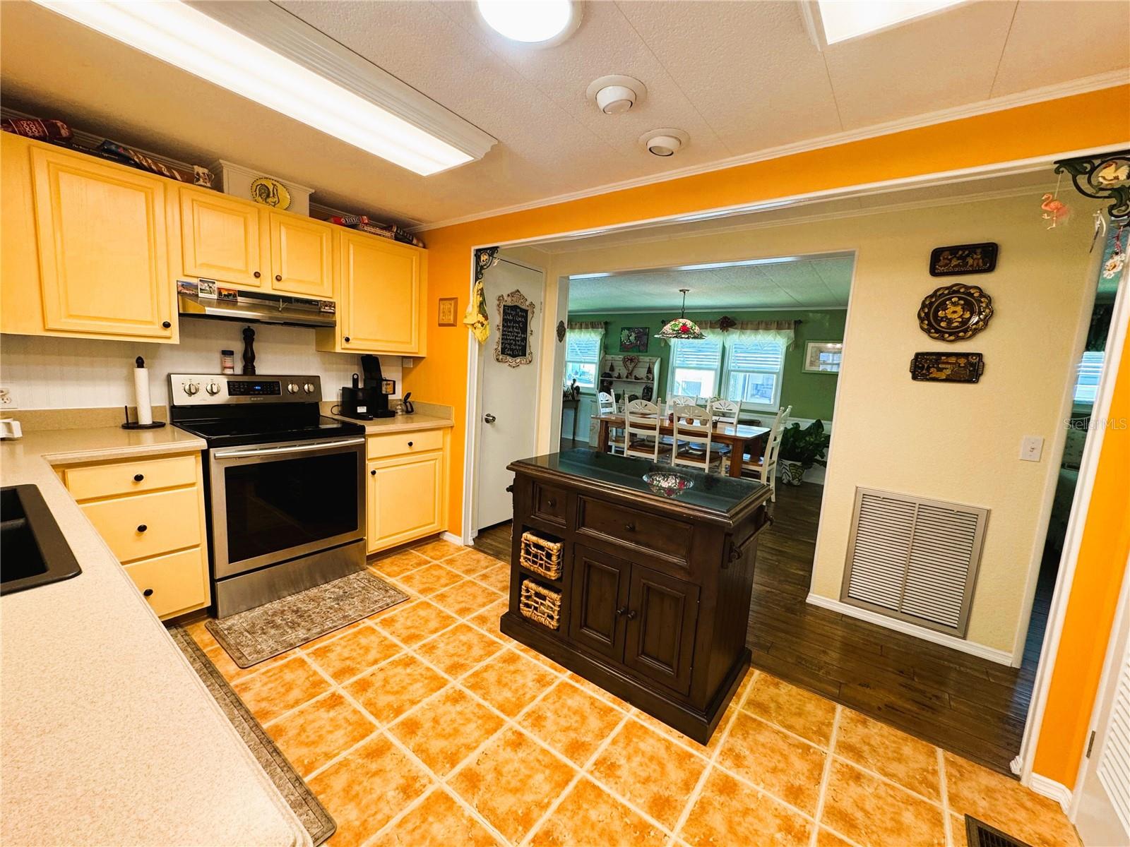 HAWTHORNE AT LEESBURG A COOP - Residential