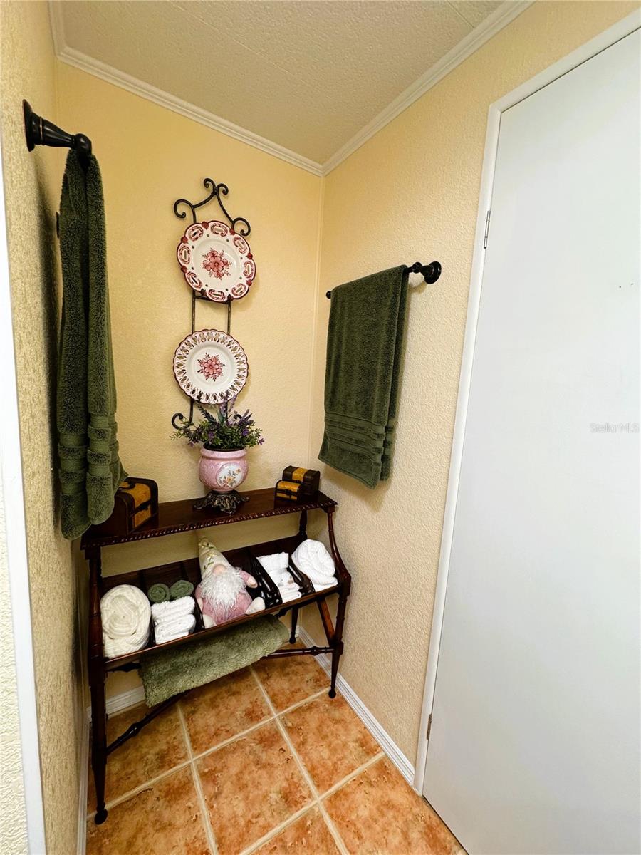 HAWTHORNE AT LEESBURG A COOP - Residential