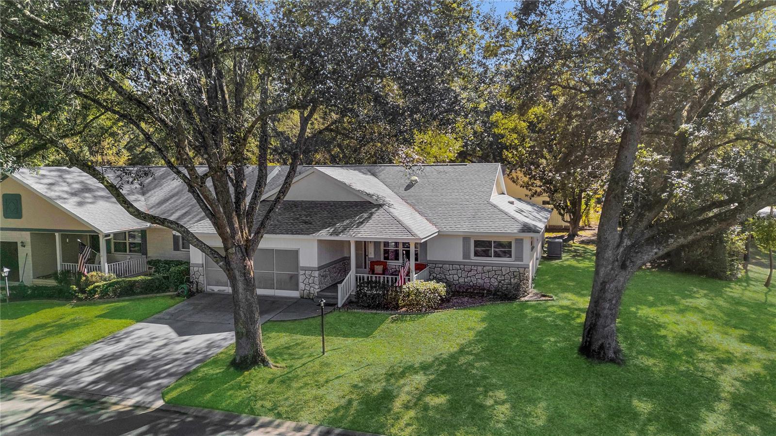 CIRCLE SQUARE WOODS 04 - Residential