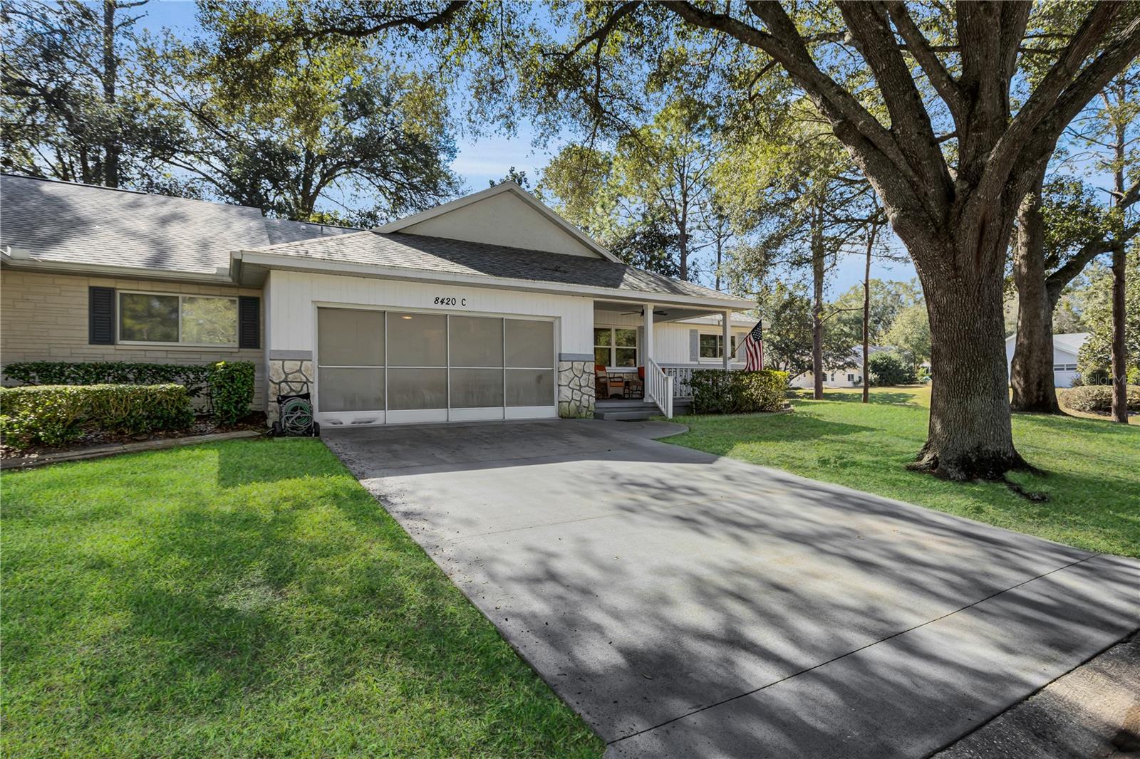 CIRCLE SQUARE WOODS 04 - Residential