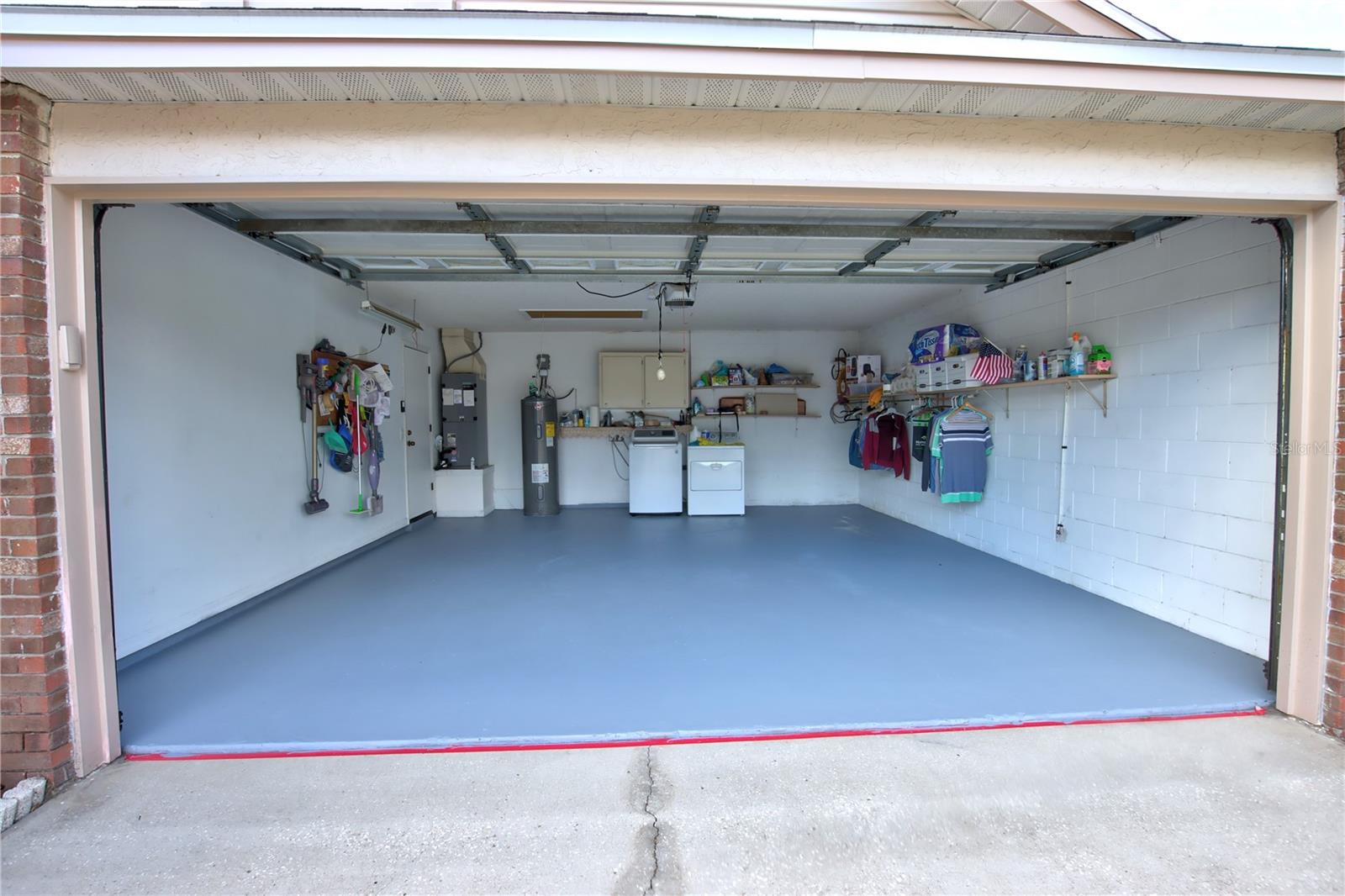 RESERVE AT THE CROSSINGS PH 1 THE - Residential