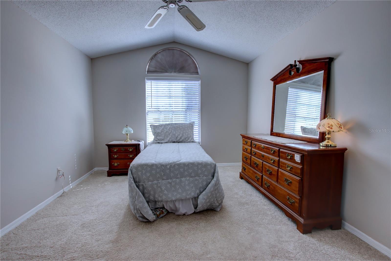 RESERVE AT THE CROSSINGS PH 1 THE - Residential