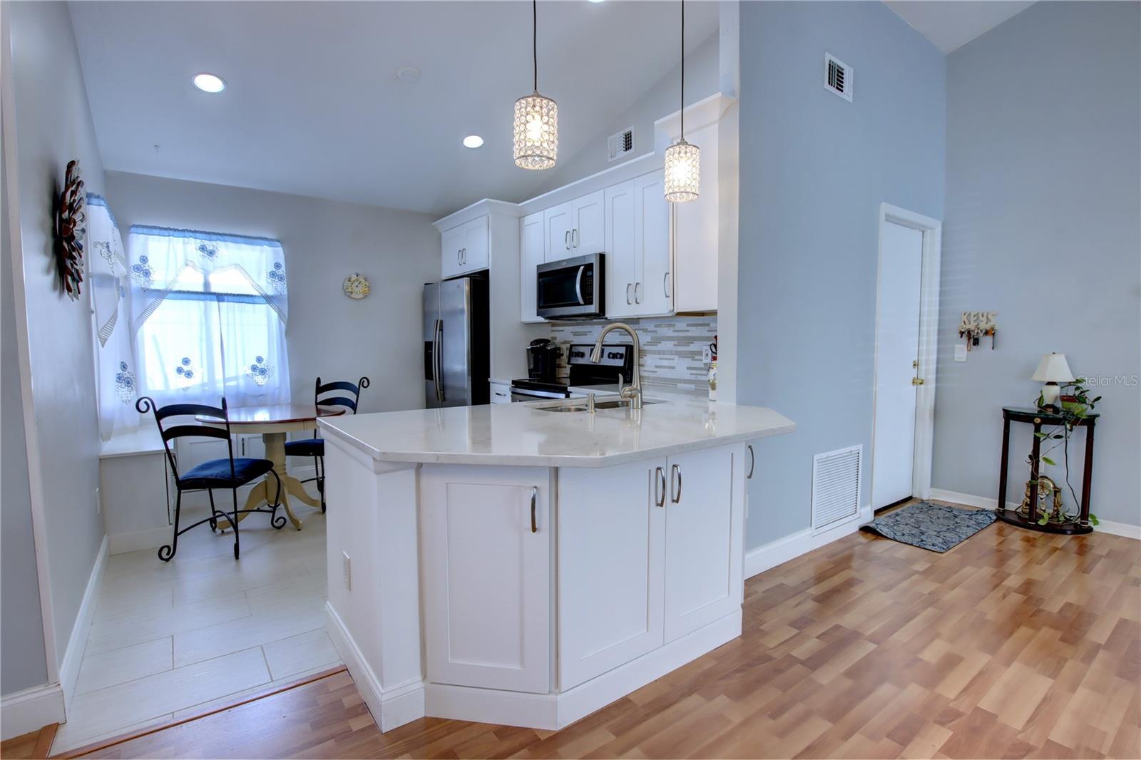 RESERVE AT THE CROSSINGS PH 1 THE - Residential