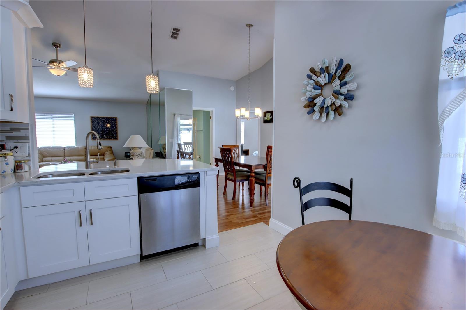 RESERVE AT THE CROSSINGS PH 1 THE - Residential