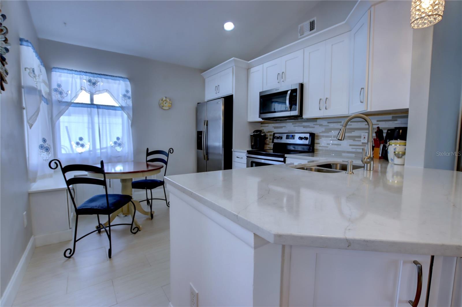 RESERVE AT THE CROSSINGS PH 1 THE - Residential