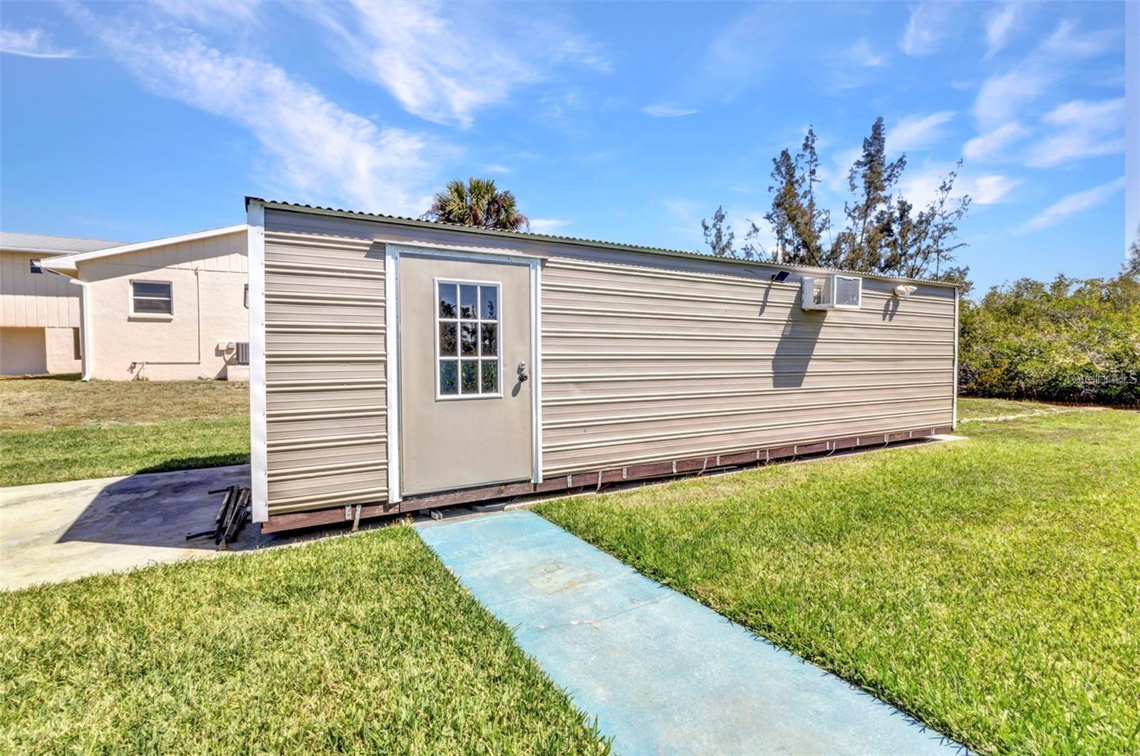 BLK DBAYSHORES - Residential