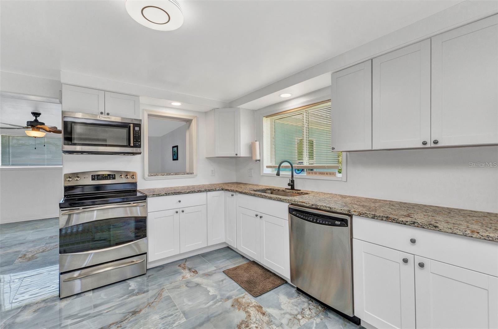 BLK DBAYSHORES - Residential